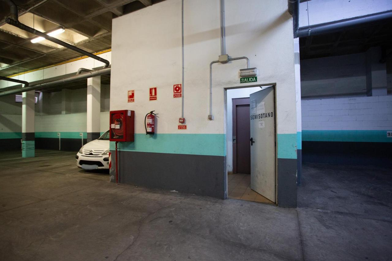 Puerta San Felix Free Parking By Cadiz4Rentals Zewnętrze zdjęcie